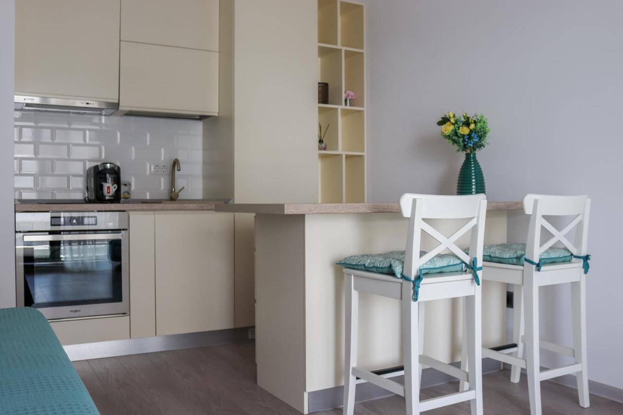Studio Del Mar Turquoise - Bychoice * Mamaia